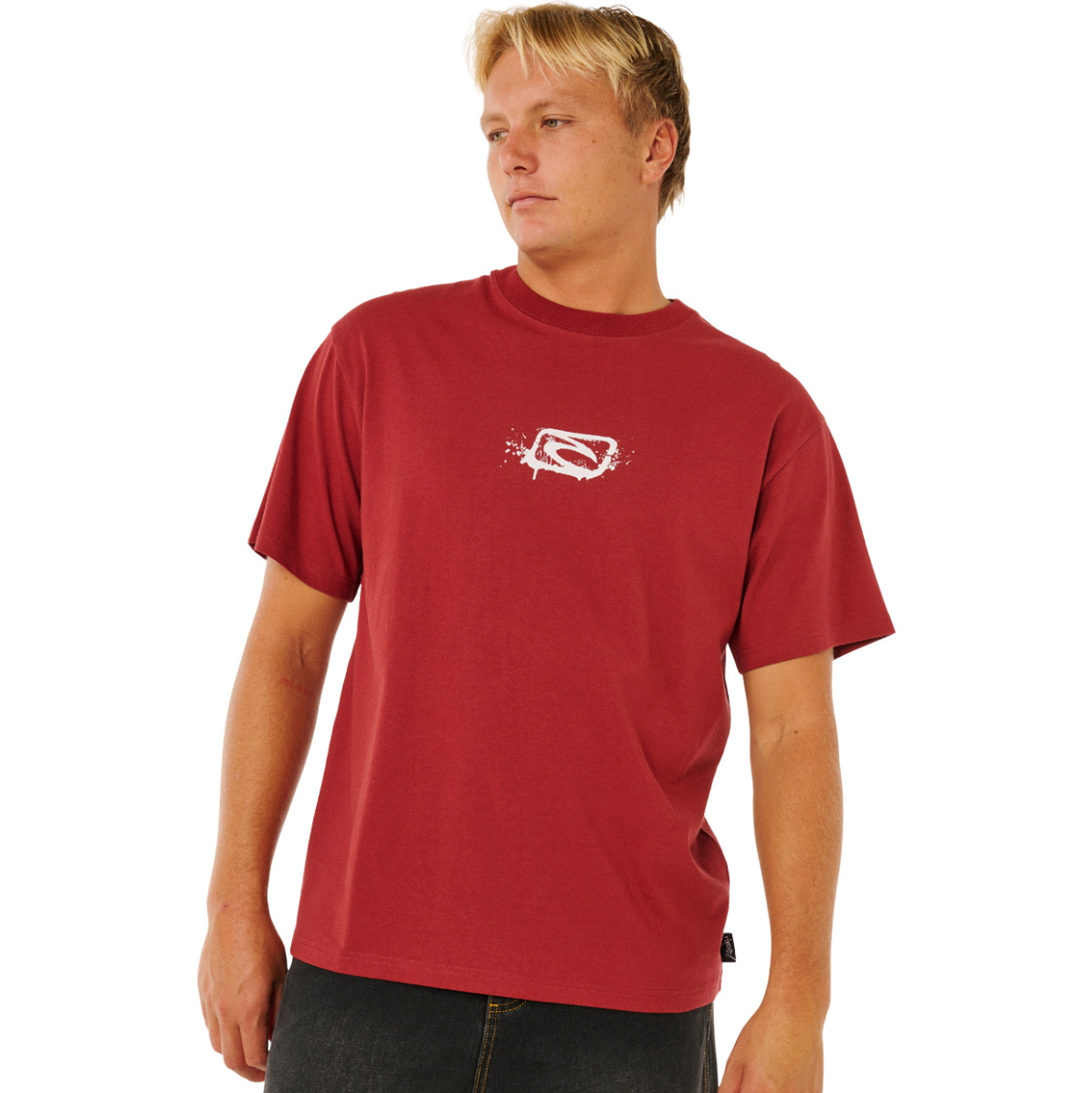 2026 Rip Curl Herre Medina Inner Vision Spray Tee 0XEMTE - Merlot